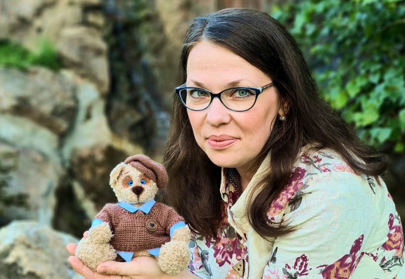 «Благодаря розыгрышам мои игрушки разъехались по всей России»: разговор с блогером-вязальщицей