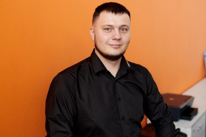 «Хожу с коллегами в баню, как и до повышения»: как я из слесаря дорос до начальника сети автосервисов