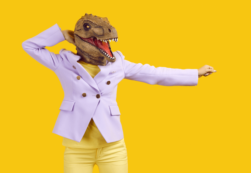 «Офисный маскарад»: уместны ли костюмированные вечеринки на работе