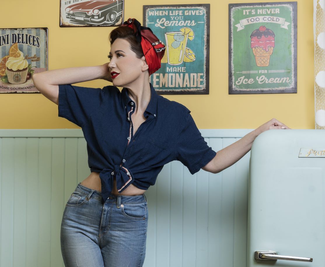 «Хотелось заплакать и убежать со съемочной площадки»: как после 40 лет я ушла из HR и стала актрисой