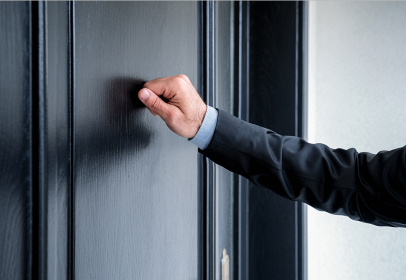 «Одна клиентка отблагодарила песней»: разговор со специалистами, которые работают с просроченными долгами