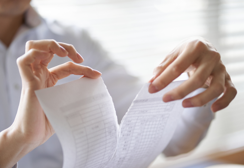 Можно ли законно отменить гарантии и соцпакет, если у компании нет денег