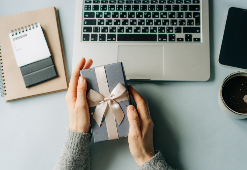 Психология бизнес-подарков: как правильно дарить, чтобы укреплять деловые связи