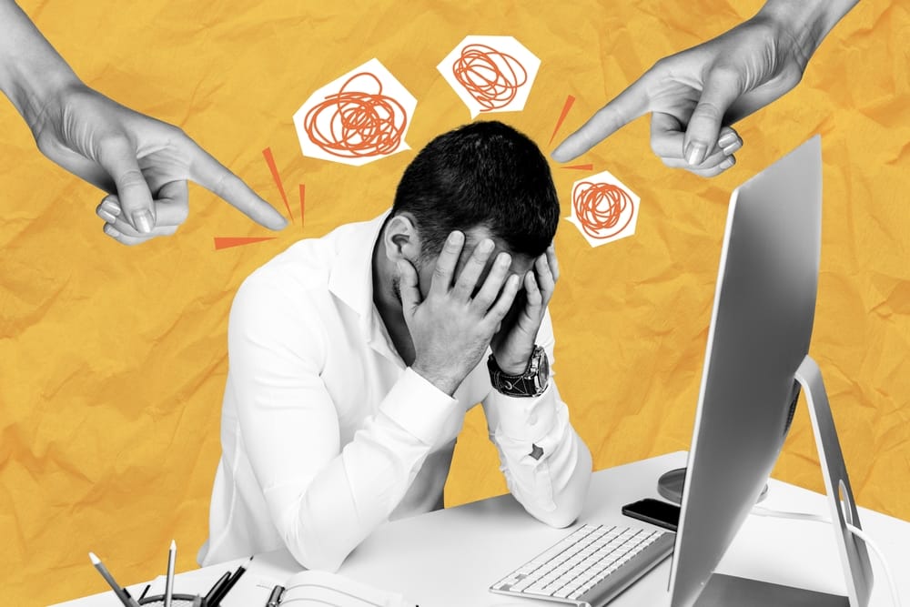 Треть россиян скрывает стресс на работе: работодатели не спешат помогать