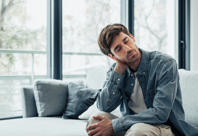 «Я просто плохо себя чувствую»: могут ли уволить за похмельный синдром?