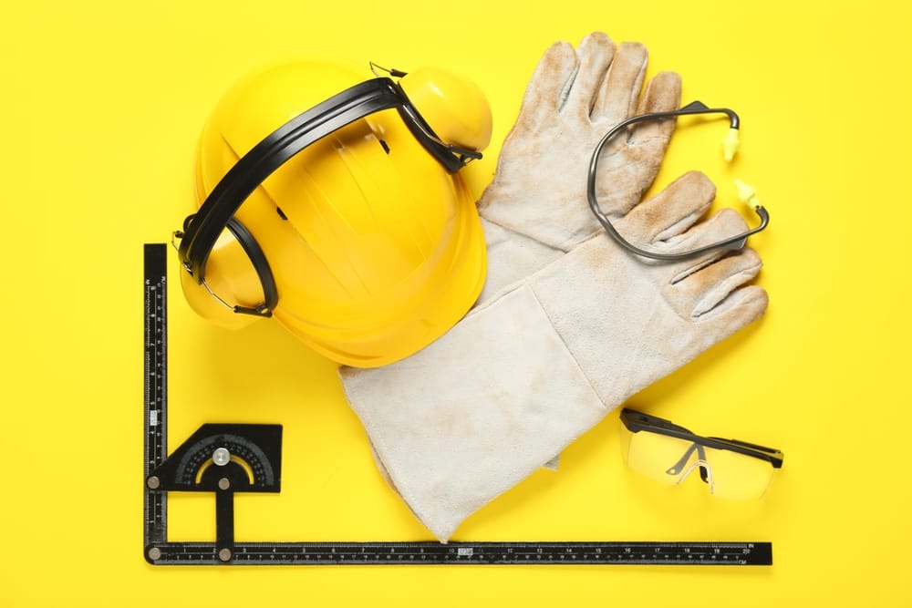 Кадровый голод: каждая вторая промкомпания в России ищет рабочих