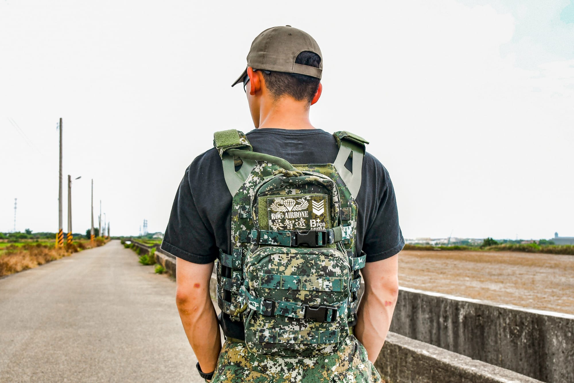 軍用戰術水袋包選購指南｜5 款傲骨實戰型水袋包一次了解 傲骨戰術裝備屋
