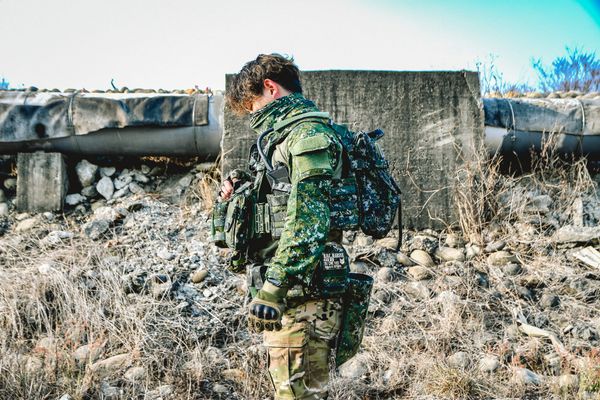 軍用戰術水袋包選購指南｜5 款傲骨實戰型水袋包一次了解 傲骨戰術裝備屋