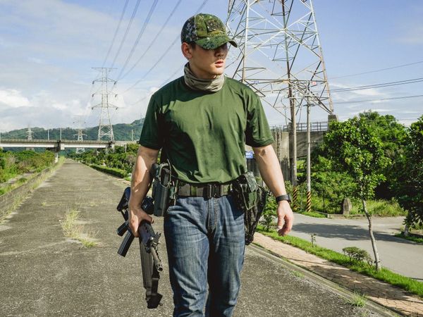 背心裝不下？浪人腰帶貼合靈活，補足輕量背心的掛載問題