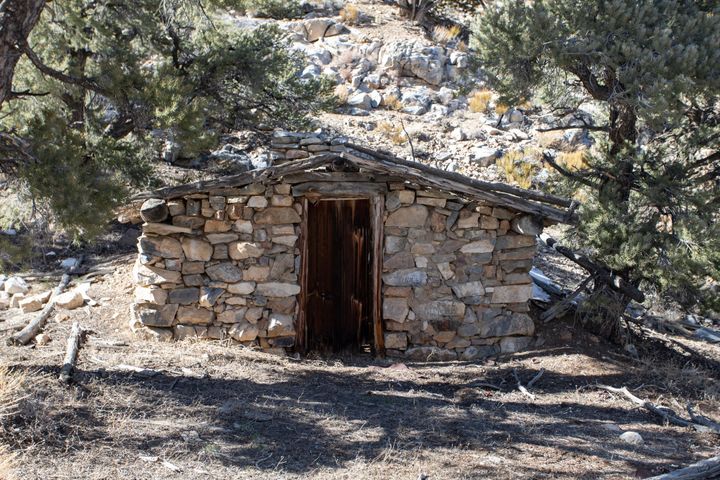Scott and O'Brien Cabin