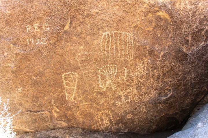 1932 Slot Canyon Petroglyphs