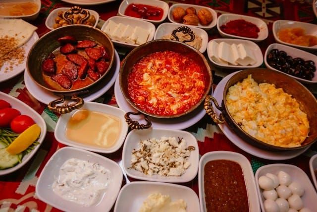 Why Is Turkish Food Suddenly Everywhere in Toronto?