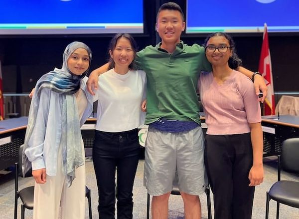 Toronto District School Board celebrates top scholars