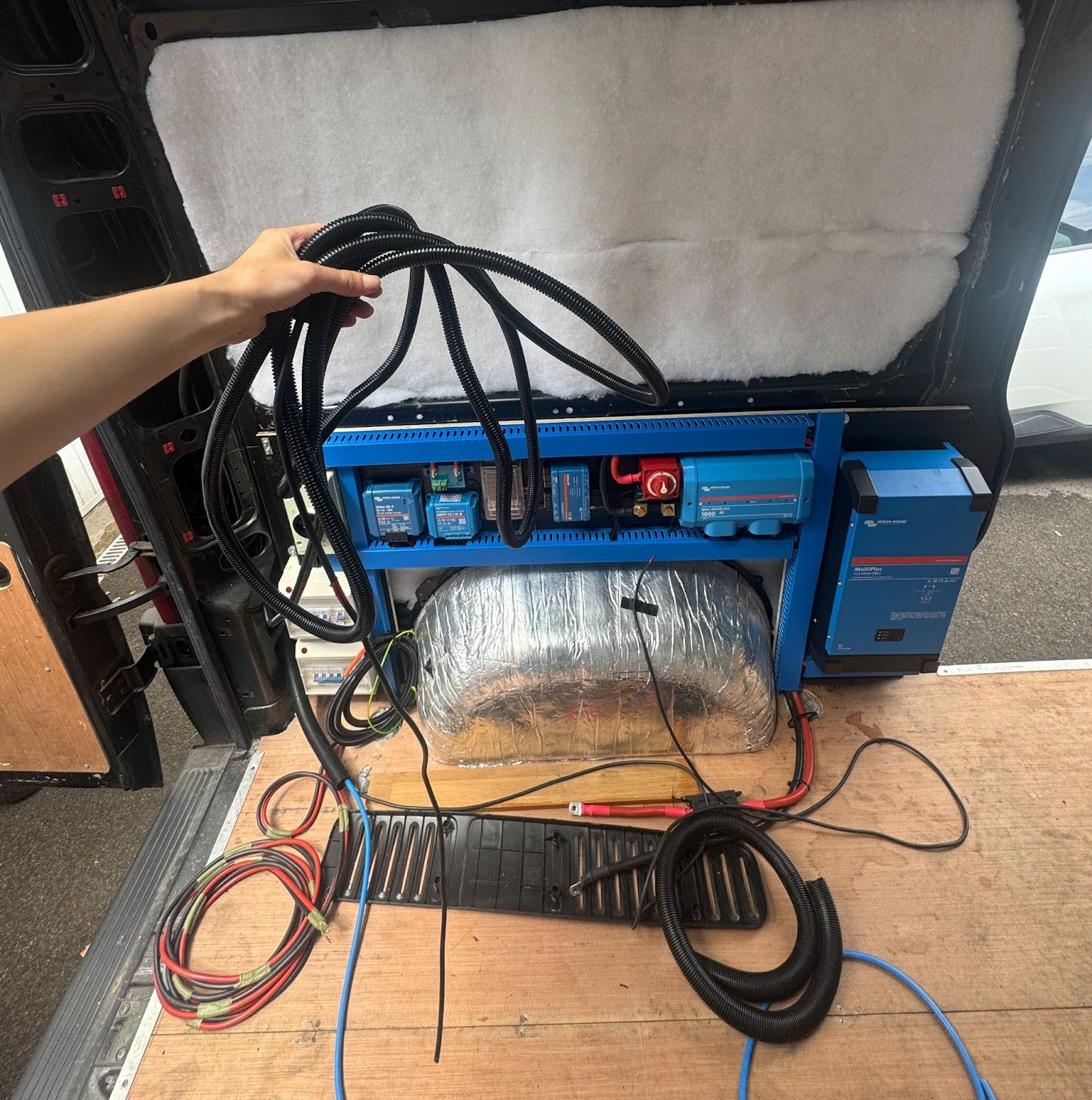 Campervan storage ideas wheelwell