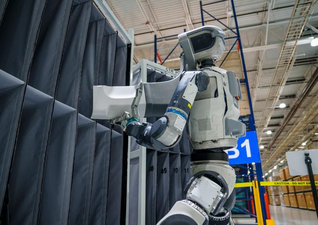 Boston Dynamics Atlas Is Where AI Leaves the Screen and Meets the Factory Floor Post image