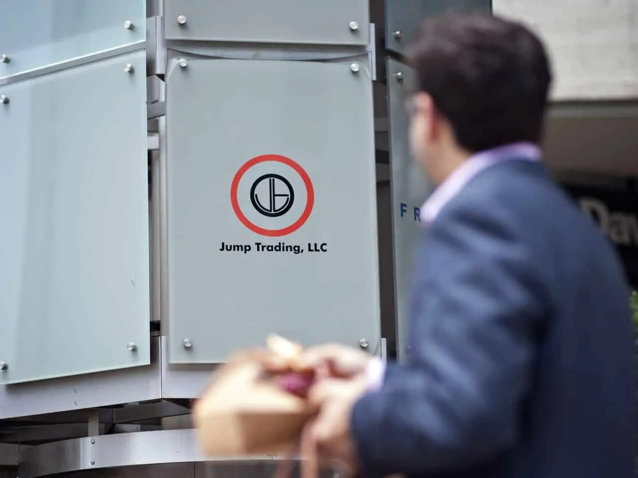 疑似套現 4 億美元被指「砸盤元兇」，Jump 大舉拋售意欲何為？