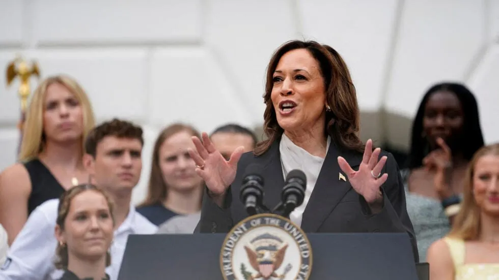 哈裡斯競選活動在最近週末籌集5500萬美元