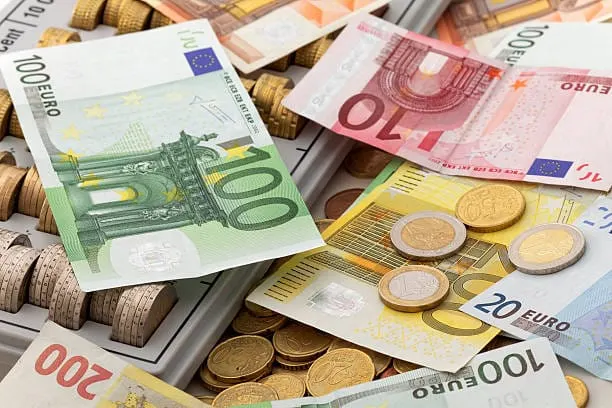 持有100枚BTC的某地址休眠13.2年後今晨被激活，浮盈超658萬美元