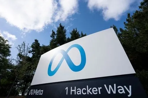 特朗普通過髮帖慶祝比特幣白皮書問世16週年爲其拉選票