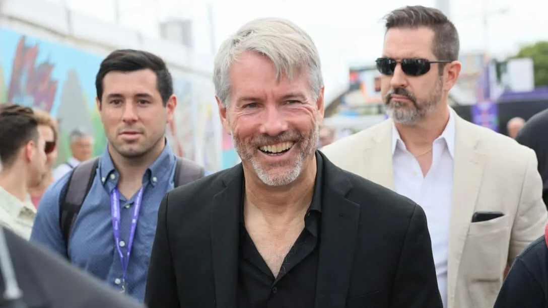 「永遠買在高點」不是隨口說說！MicroStategy 砸 20 億美元加碼比特幣