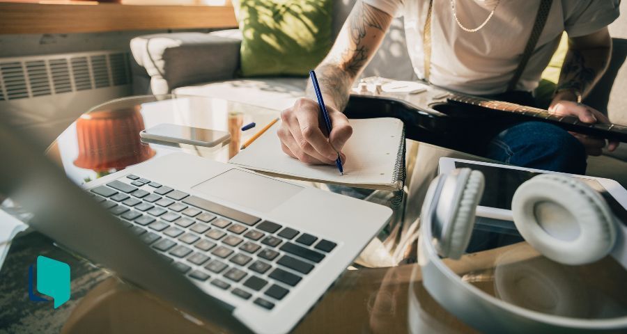 6 Cursos gratuitos para professores para fazer em 2023