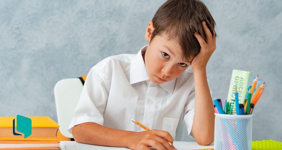 Como ajudar alunos com dificuldades de aprendizagem nas aulas de inglês?