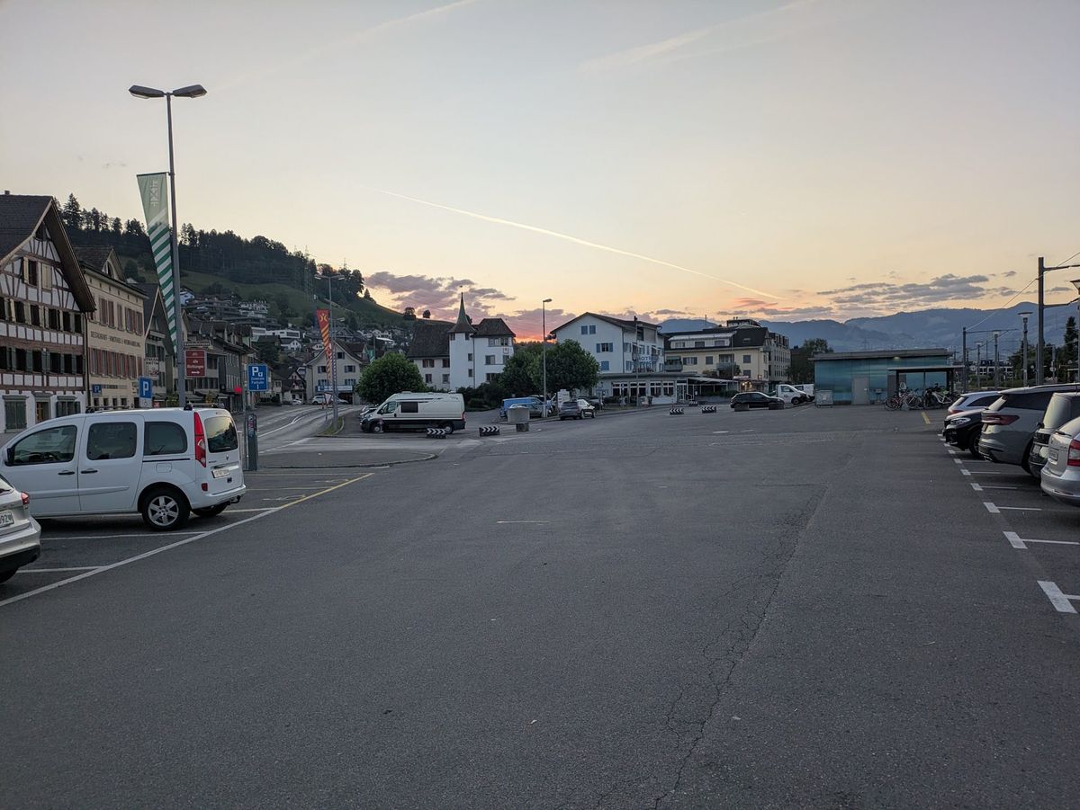 Medienberichte zum Dorfplatz-Abstimmungsresultat