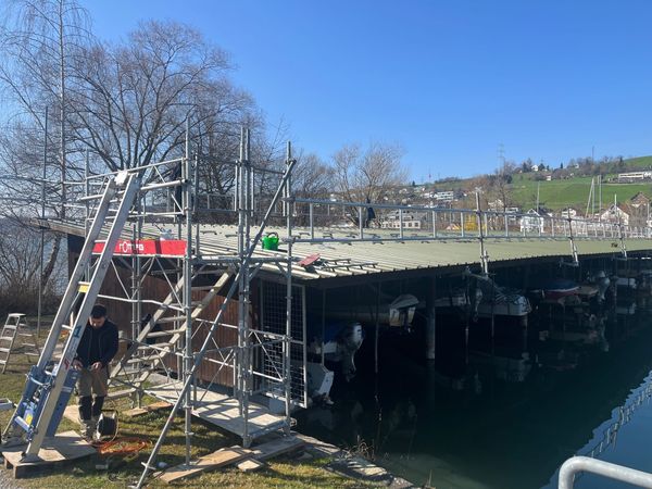 Solaranlage auf den Bootshallen