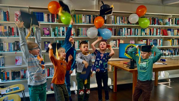 Herzliche Gratulation, neue Kohorten von Masters of Tomorrow