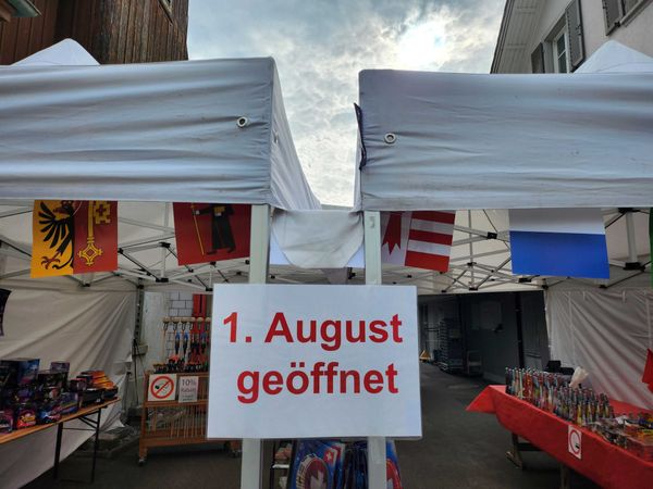 Feuerwerkverkauf in Schmerikon - 1. August geöffnet
