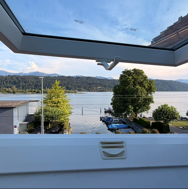 4.5-Zimmer-Maisonette mit Seesicht & Garten