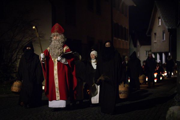 Der Samichlaus ist wieder unterwegs: Jetzt Familienbesuch buchen