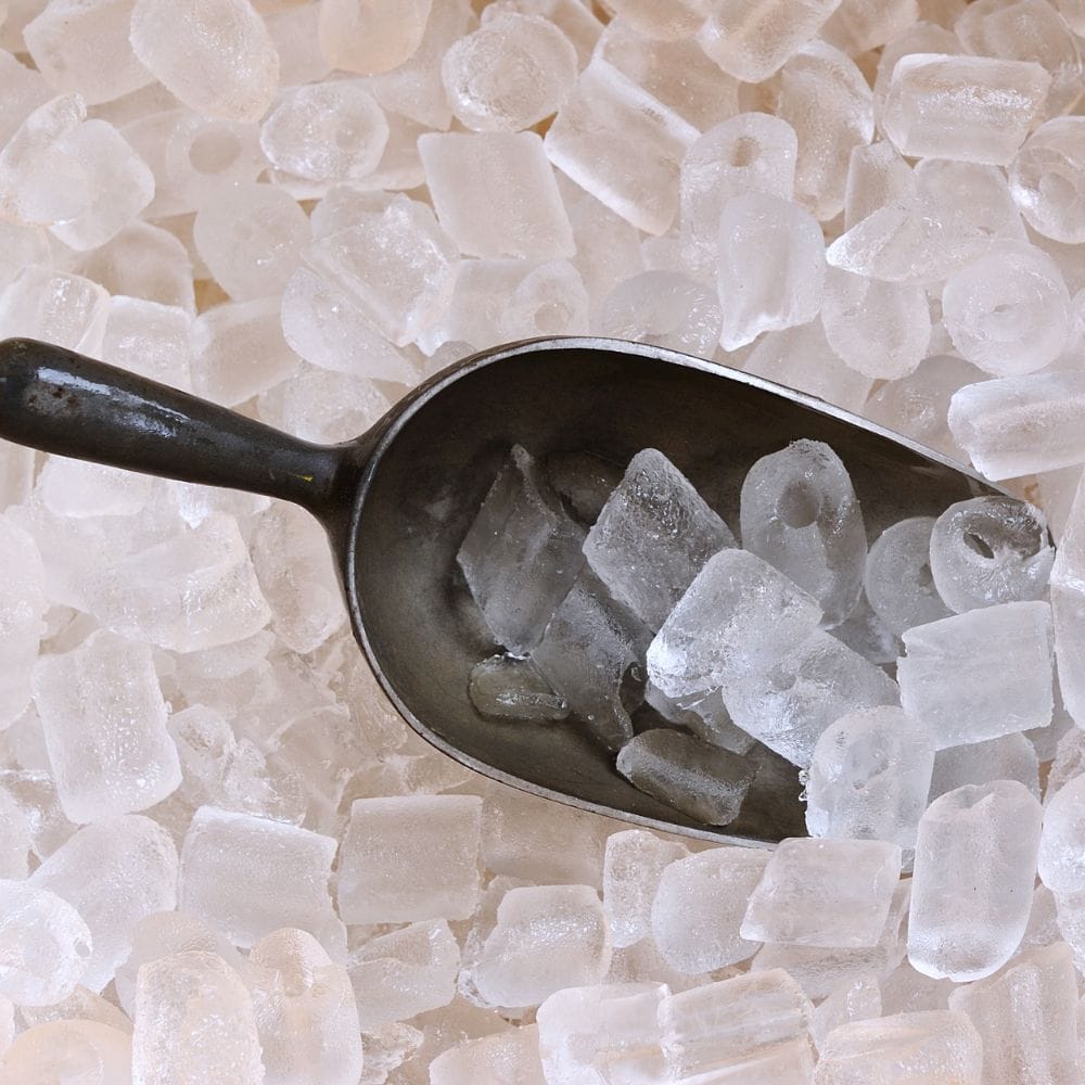 se faire livrer de la glace pour refroidir son bain froid