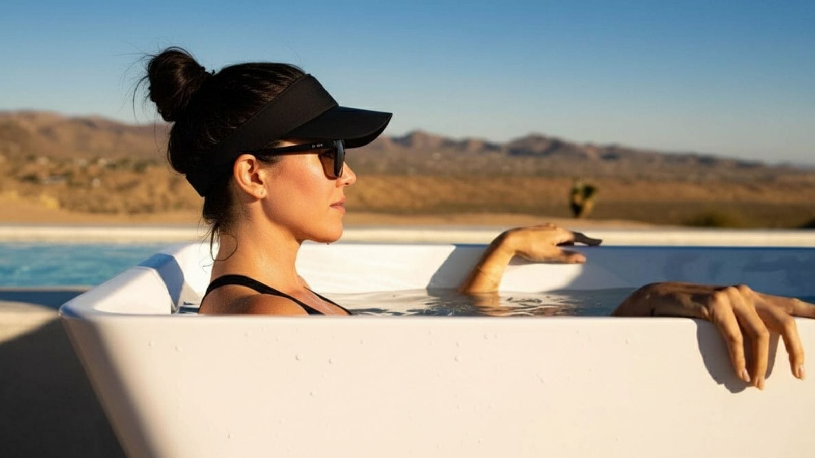 une femme dans un bain froid