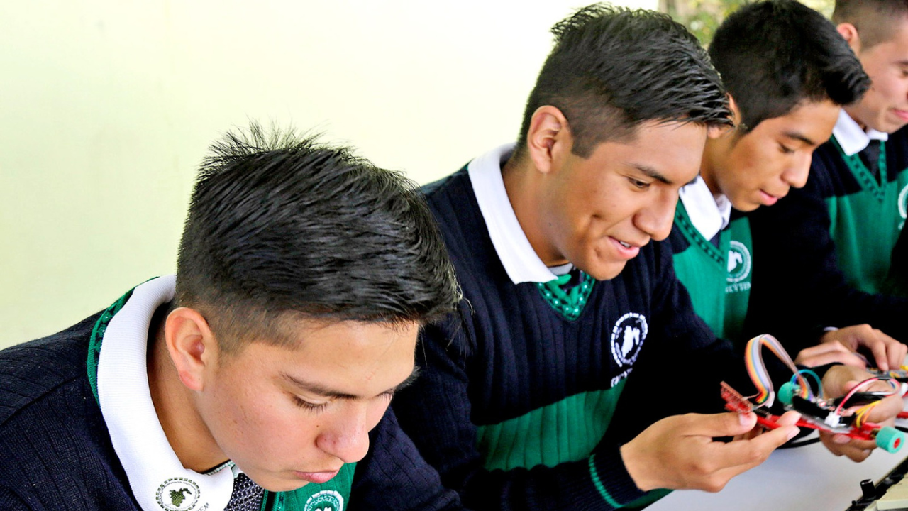 alumnos edomex ganan torneo internacional