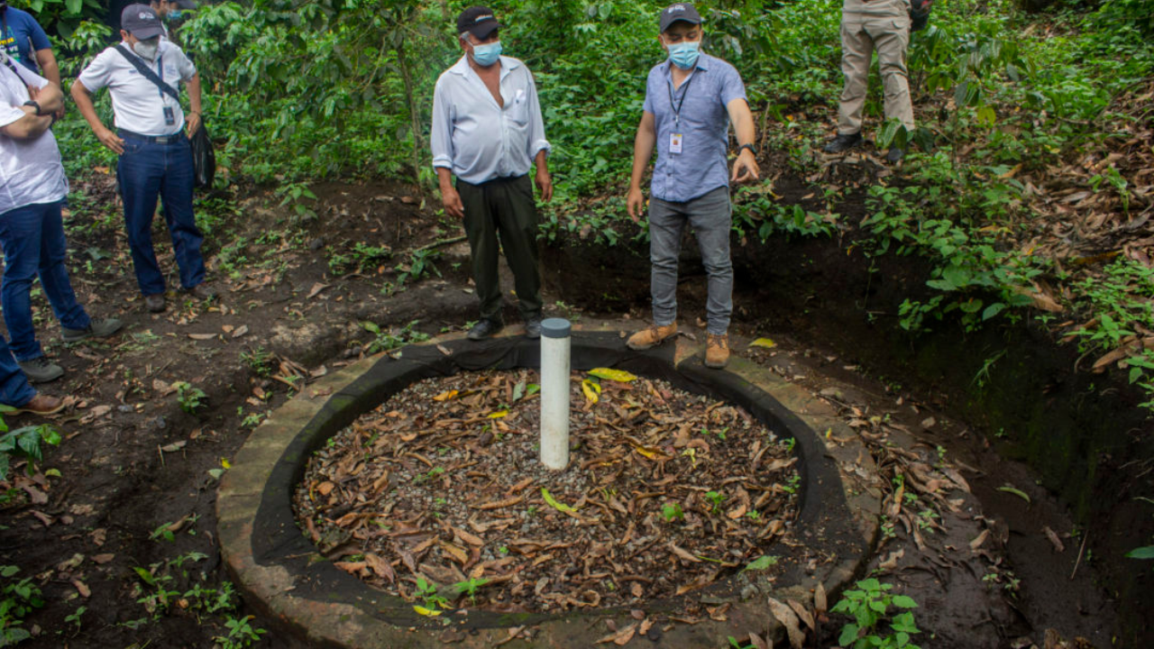 abastecer agua en aifa