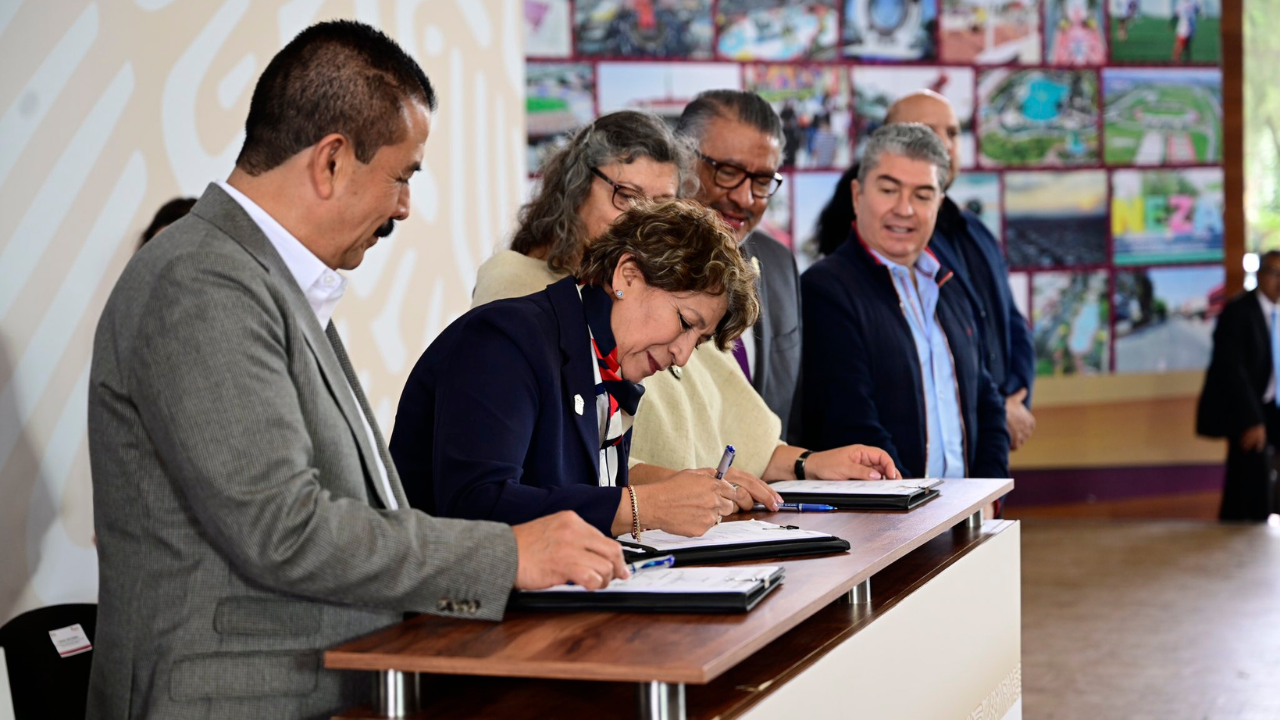 delfia gomez firma convenio con inea