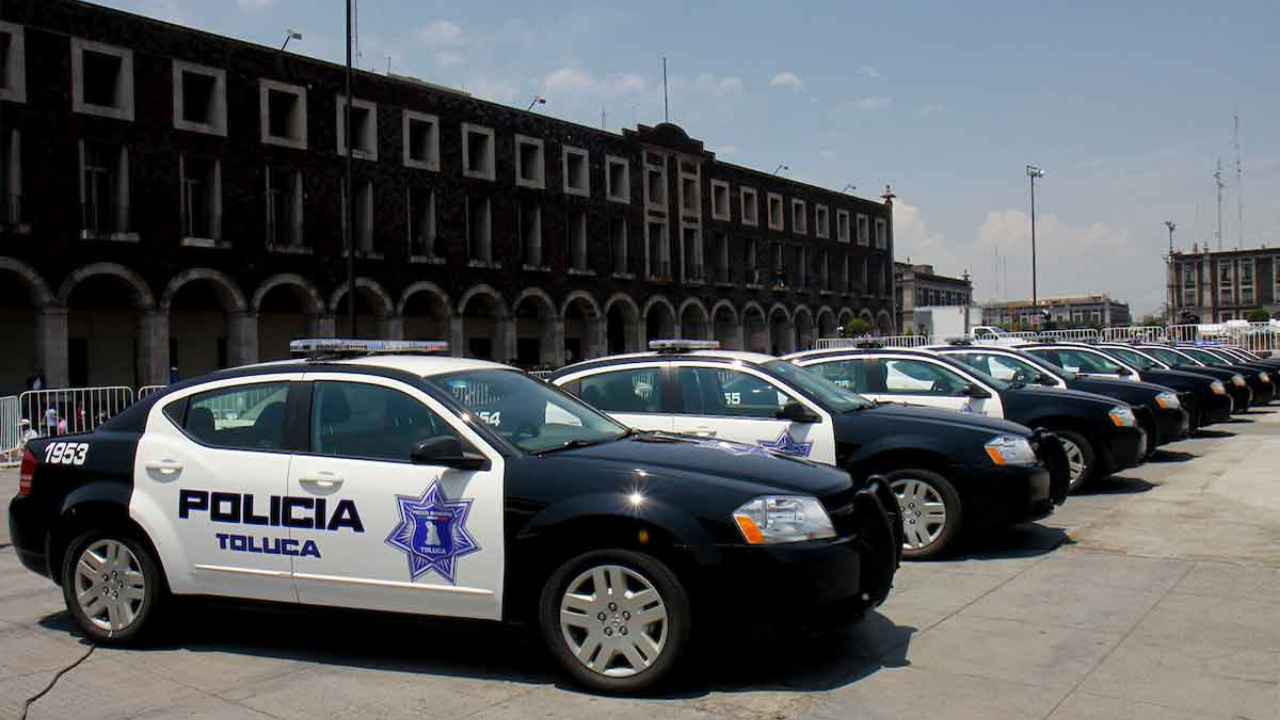 policias de toluca asaltan