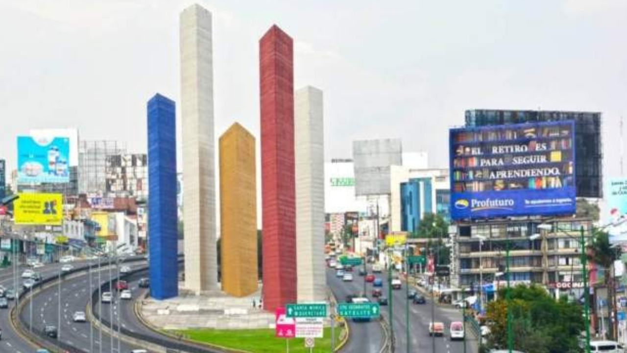 mujer cae de rampa naucalpan