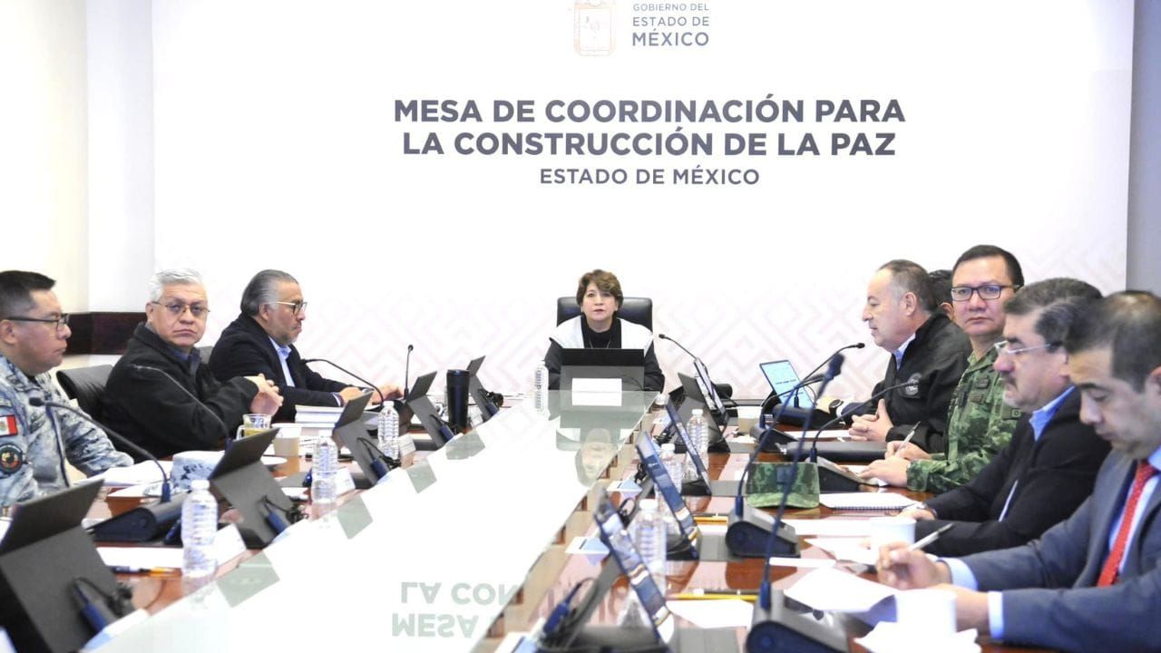 Delfina Gómez refrenda su apoyo a víctimas de accidente en Malinalco