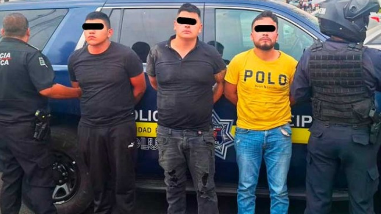 Asaltan cafetería de Starbucks en Toluca; detienen a 3