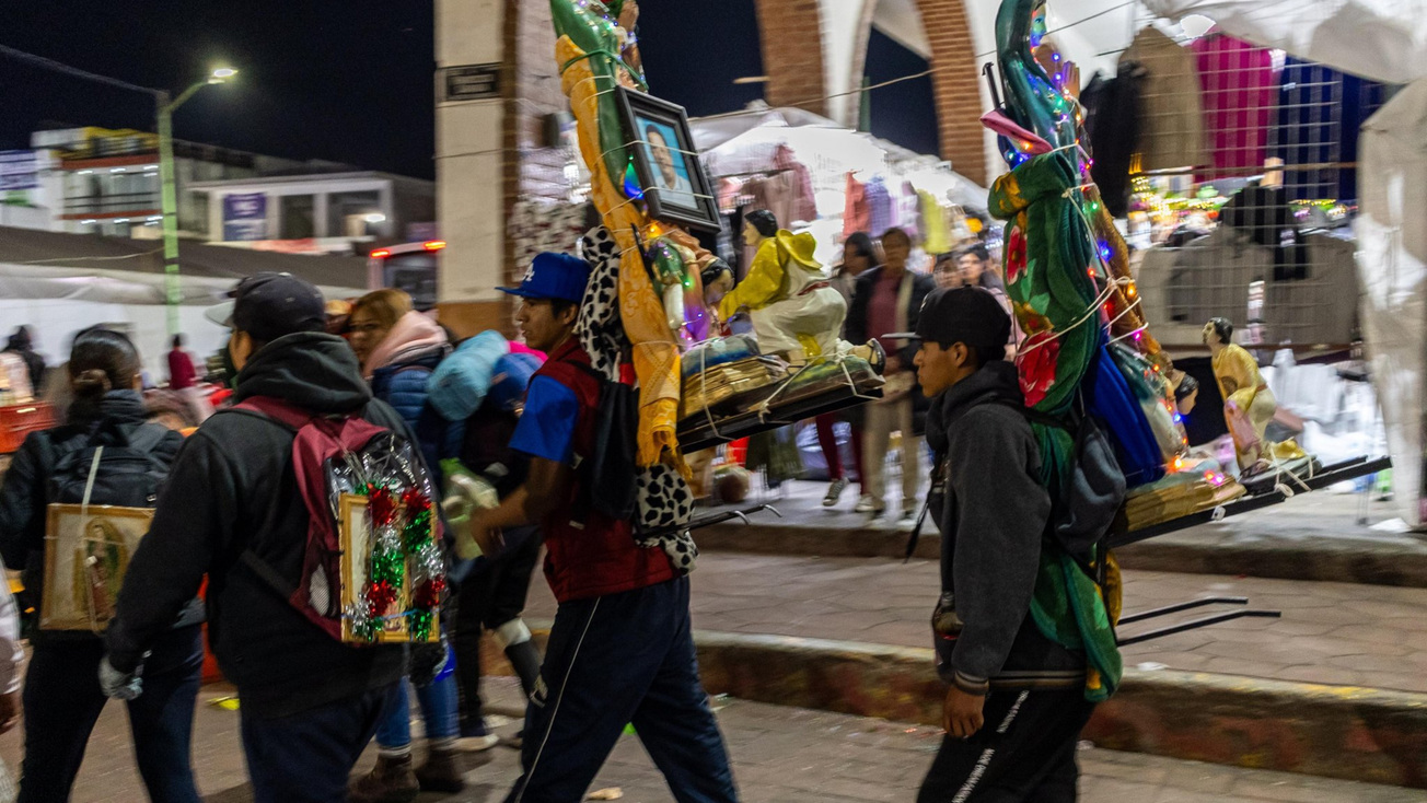 Miles de peregrinos inundan las calles de Edomex