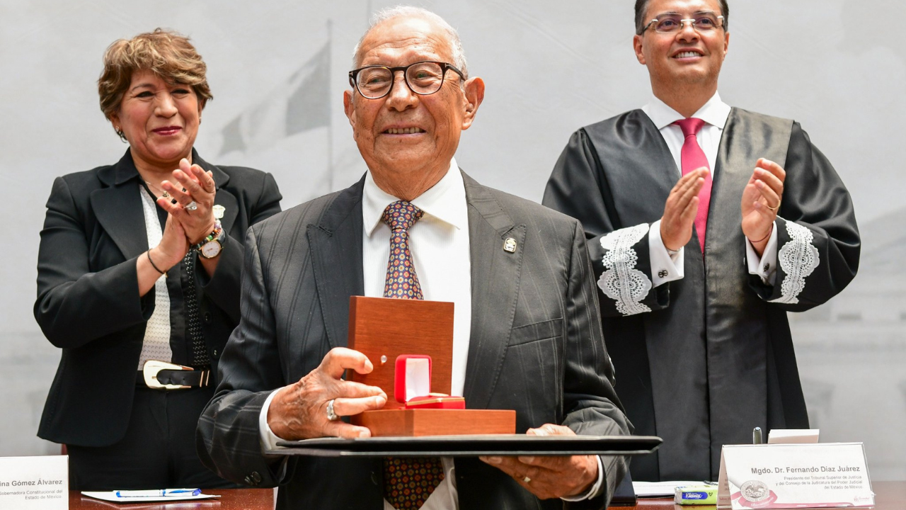 Delfina Gómez.