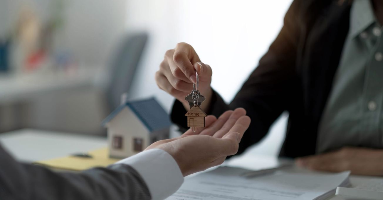 Alertan sobre fraudes inmobiliarios en Edomex: ¿cómo evitarlos?