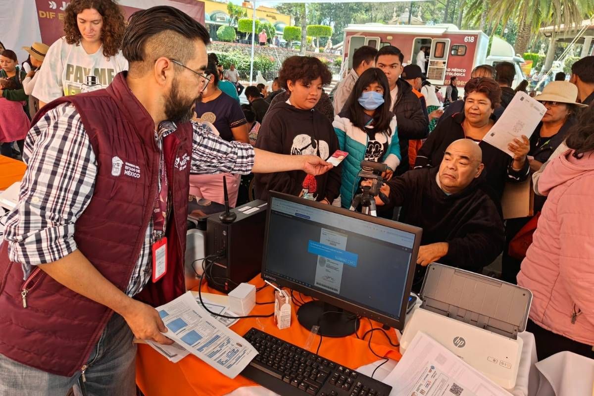 Emite GEM credenciales para personas con discapacidad
