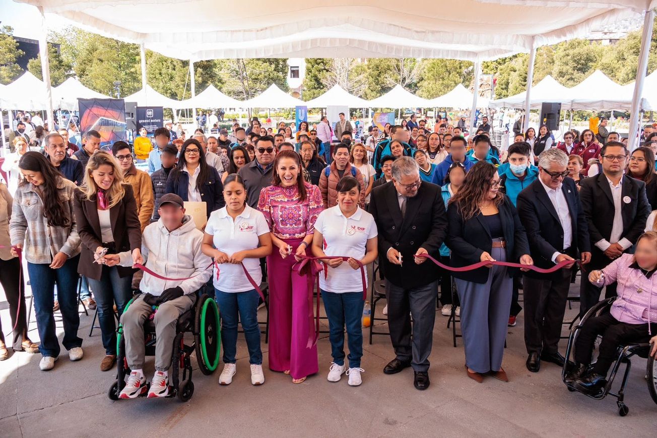 Promueve Toluca oportunidades con feria de empleo incluyente