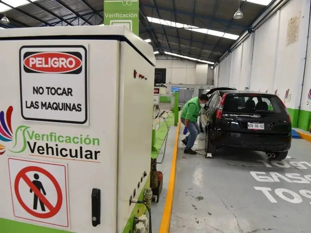 ¿Que autos verifican gratis en Edomex en 2026?