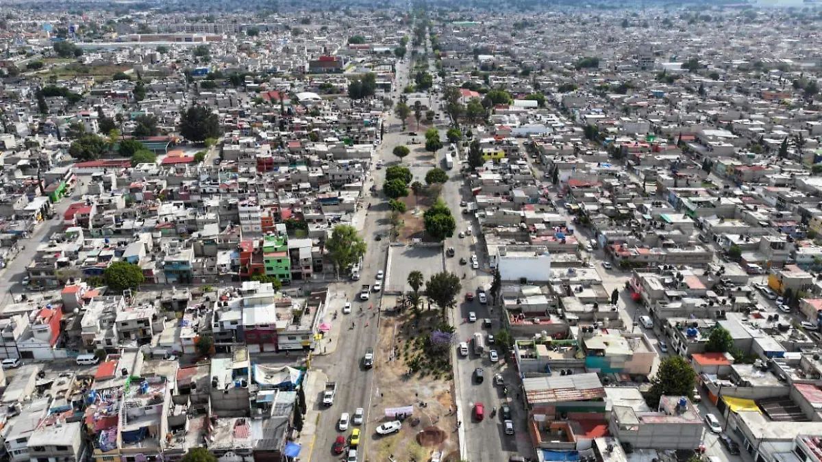 Repavimentan 157 km de vialidades en Ecatepec