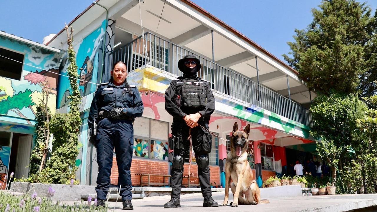 Participan lomitos entrenados en programa Mochila de Paz en escuelas del Edomex