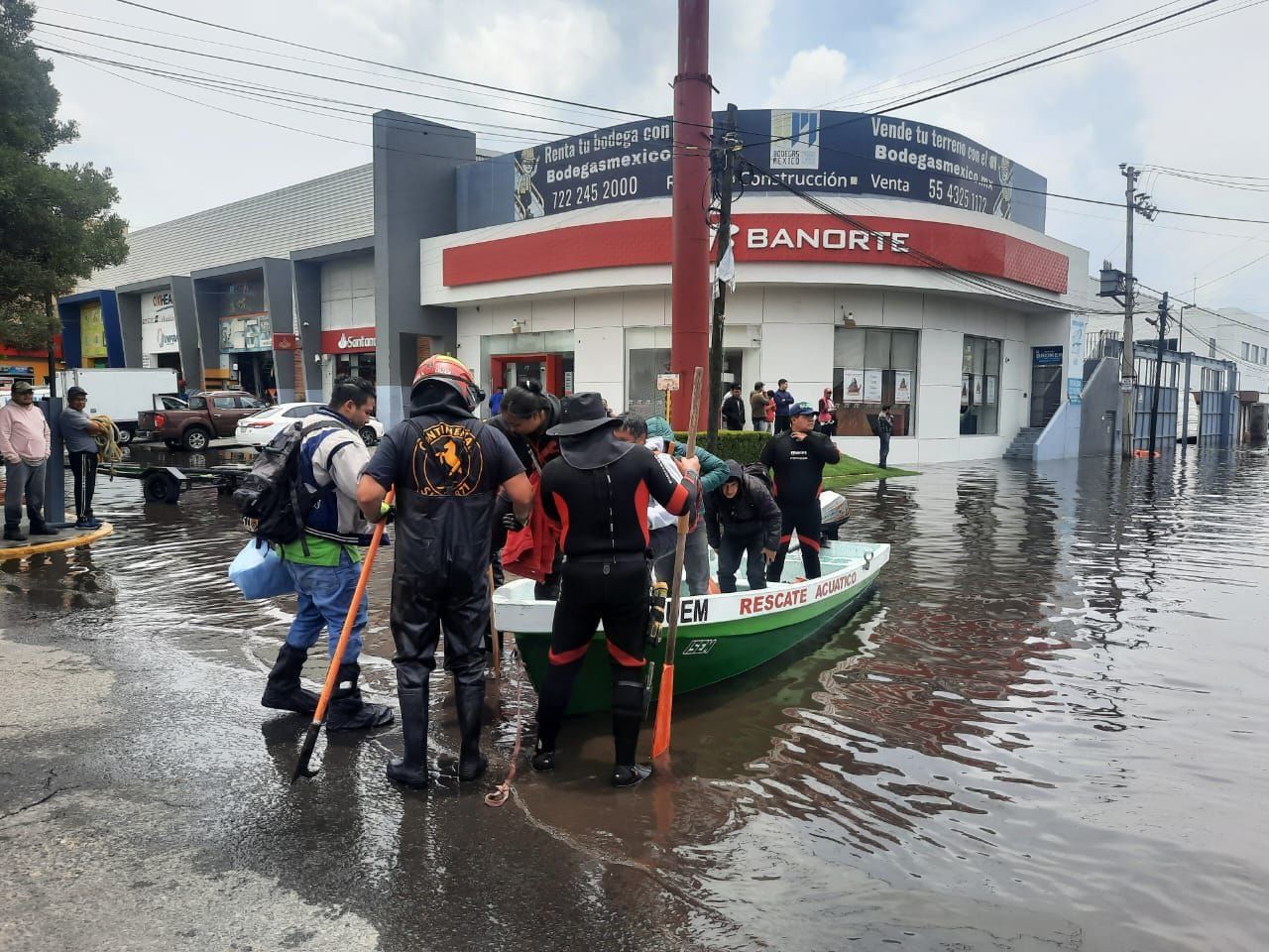 Activa GEM operativo para mitigar daños por desbordamiento en Huixquilucan